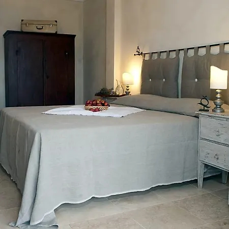 Rinidia Celso Cittadini Grande 3*